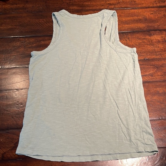 Target Tank Tops - Picture 3 of 4
